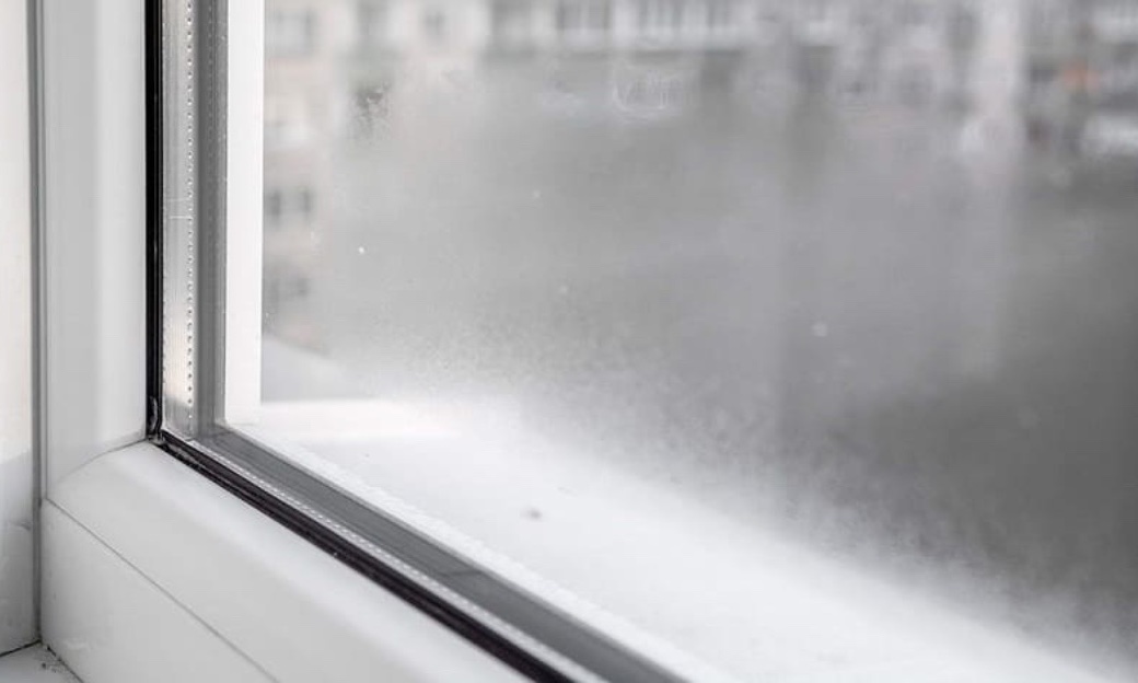 Що робити, якщо промерзають пластикові вікна