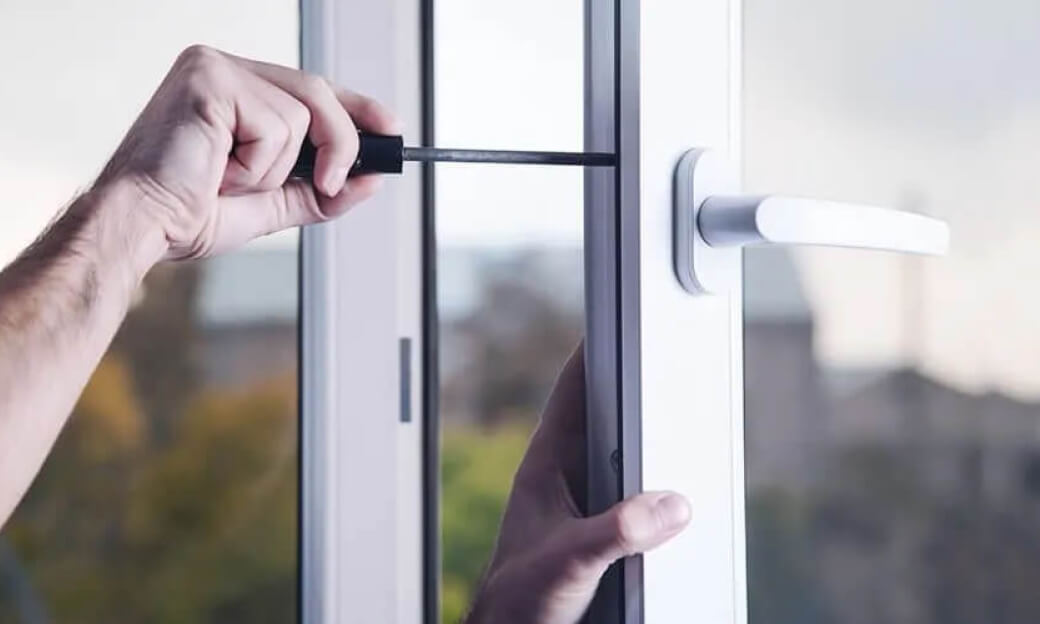 Як підкрутити пластикові вікна на зимовий режим